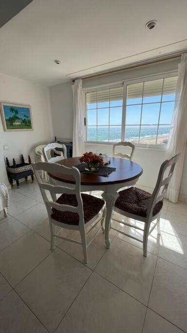 Apartamento Con Acceso Directo A La Playa Apartment Valencia Exterior photo